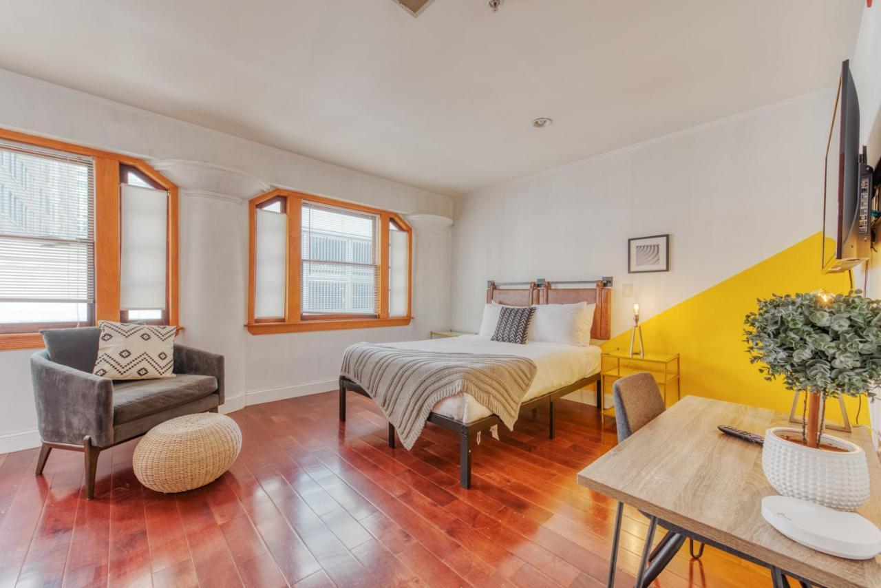 The Walnut Suites - Midtown Village Apartamento *